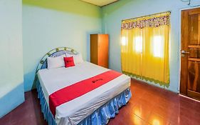 RedDoorz near Mangrove Forest Kupang